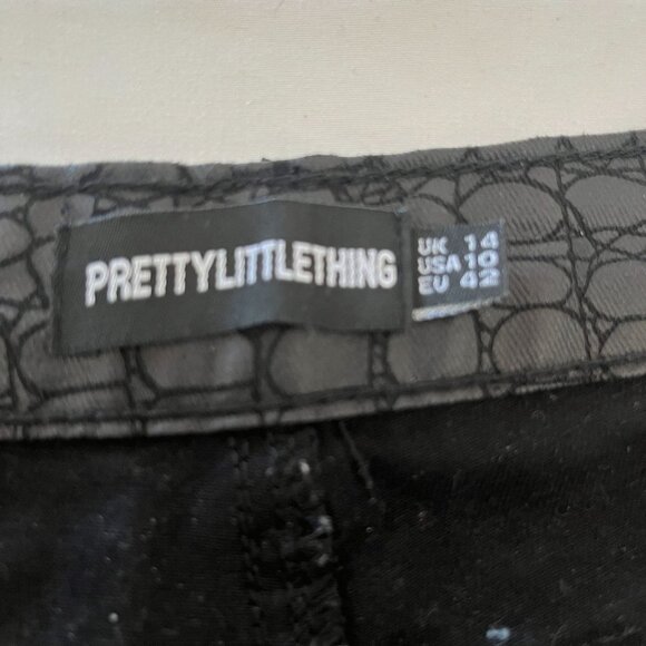 PrettyLittleThing Womens 10 Black Coated Croc Denim Flared Pants Drawstring - Picture 10 of 11